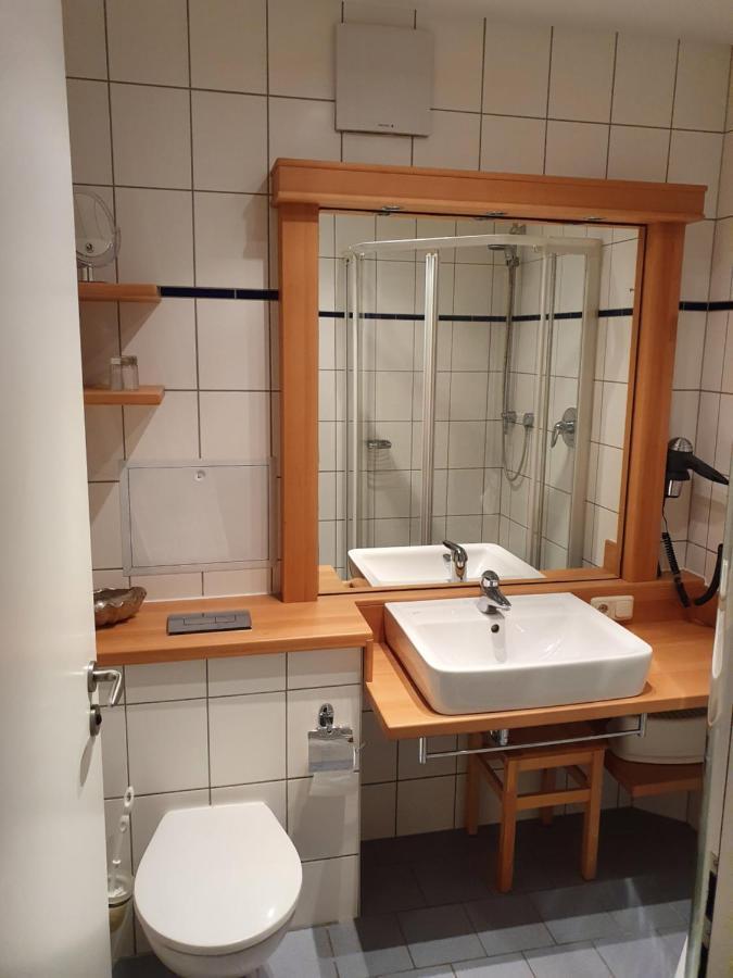 Das Appartement Inselliebe Ruegen Inkl Sauna Und 3H Taeglich Eintritt Ahoi Schwimmbad Sellin  Eksteriør bilde